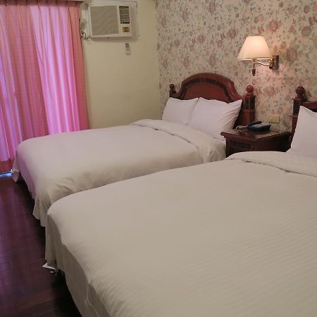 Champagne Hotel Цзяоси Экстерьер фото