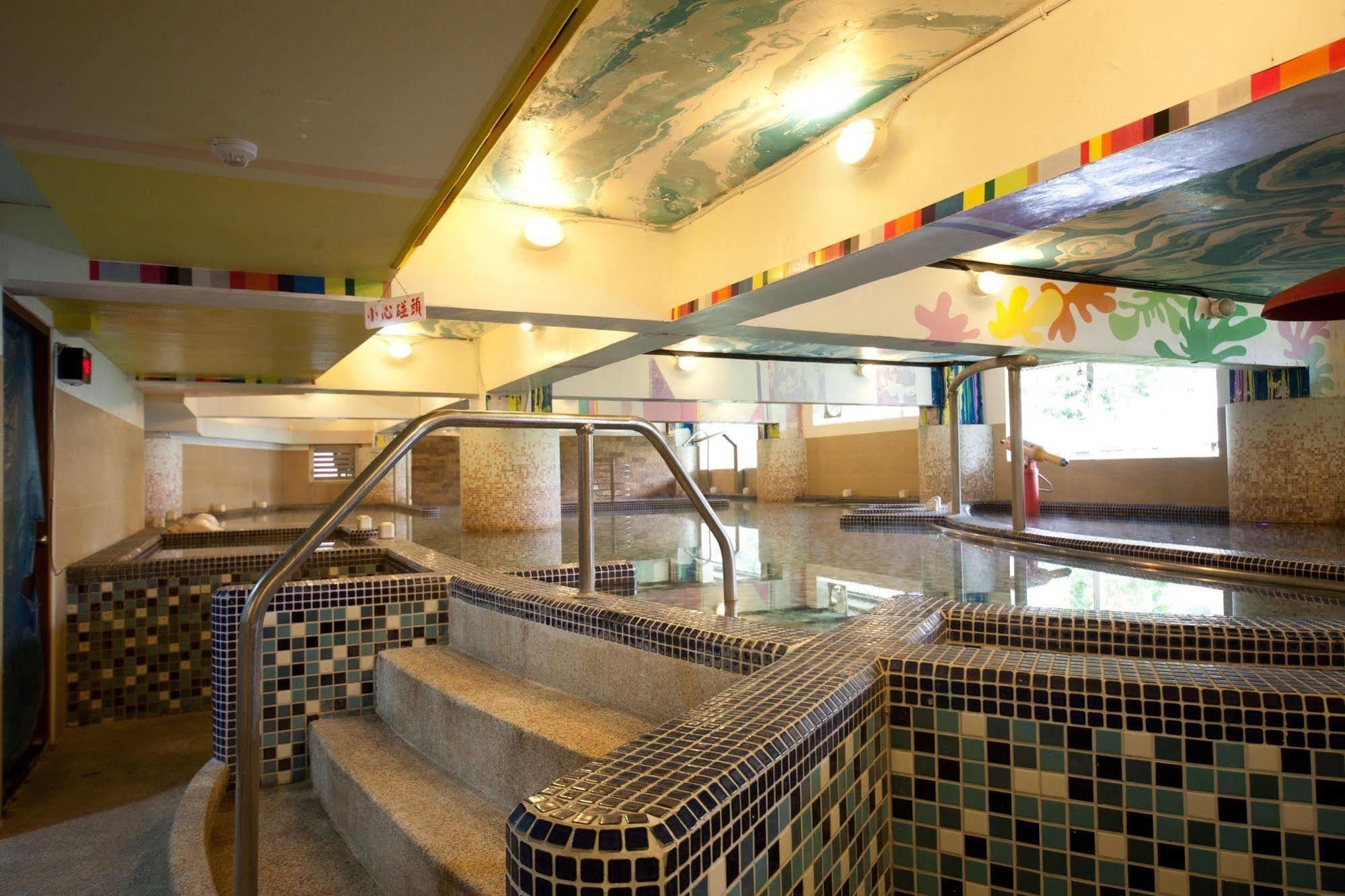 Champagne Hotel Цзяоси Экстерьер фото